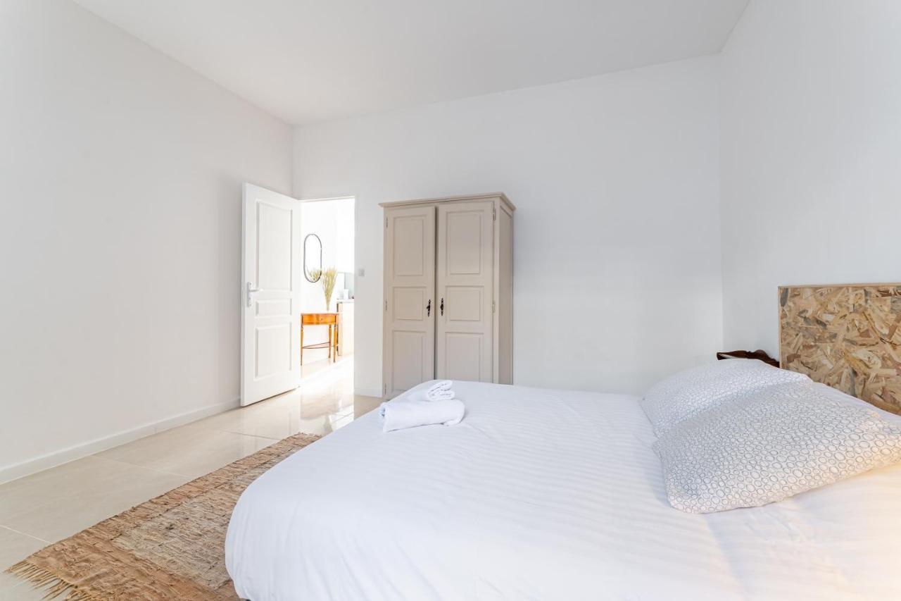 Le Borely: Appartement Climatise Avec 2 Chambres, A 800M De La Plage Marseille Bagian luar foto