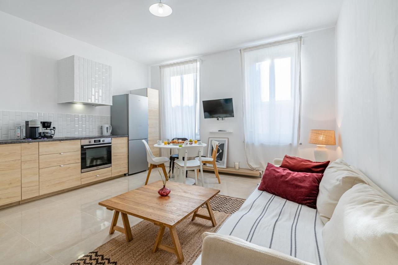 Le Borely: Appartement Climatise Avec 2 Chambres, A 800M De La Plage Marseille Bagian luar foto